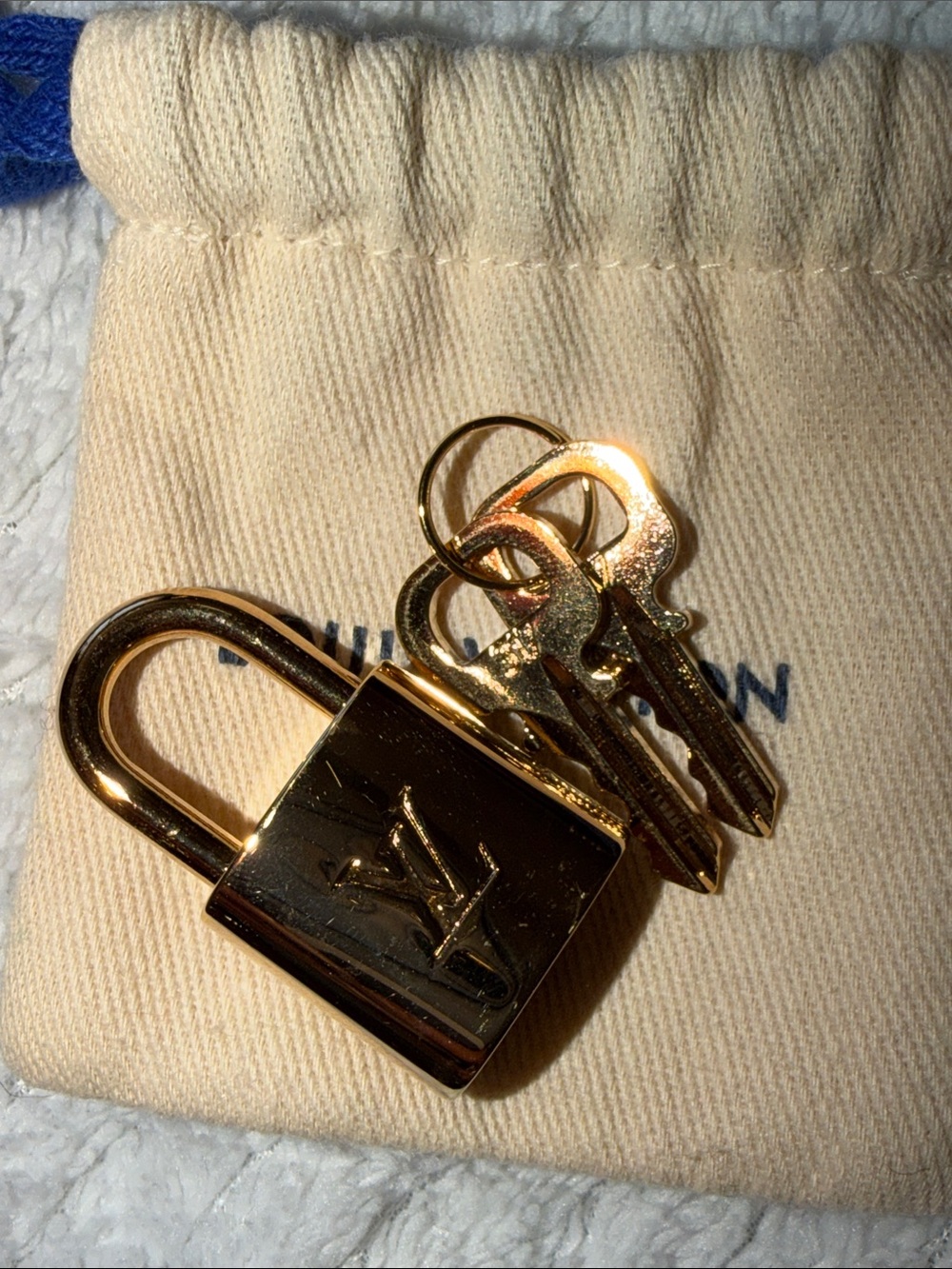 Louis Vuitton Gold Padlock and Key Set with Pouch - Picture 5 of 5